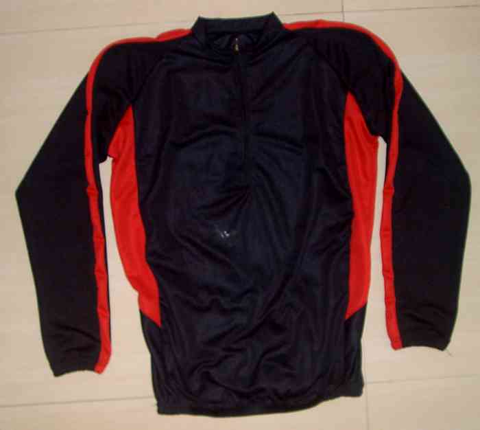 jersey sepeda lengan panjang hitam merah