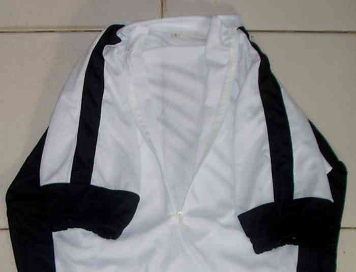 jersey sepeda putih hitam